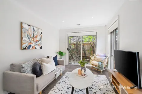 Property photo of 12 Owl Road Doreen VIC 3754