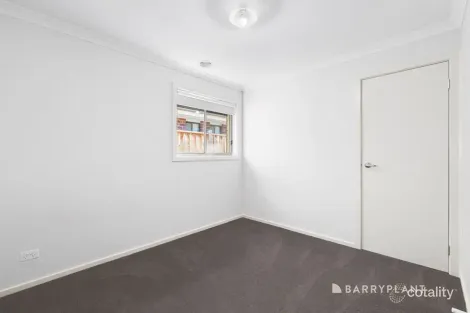 Property photo of 12 Owl Road Doreen VIC 3754