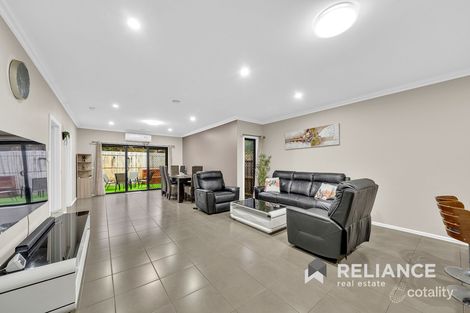 Property photo of 17 Bronson Circuit Hoppers Crossing VIC 3029