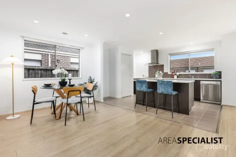 Property photo of 2 Benbrook Place Lyndhurst VIC 3975