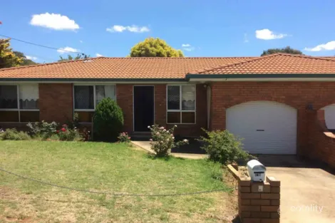 2/2 Hawthorne St, Warwick, QLD 4370