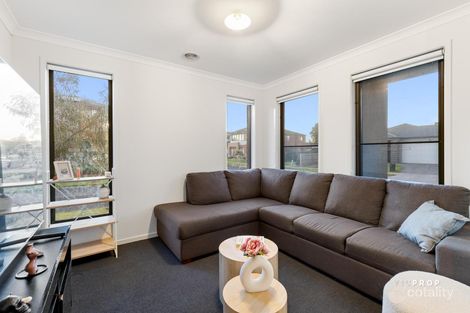 Property photo of 30 Bowling Avenue Point Cook VIC 3030