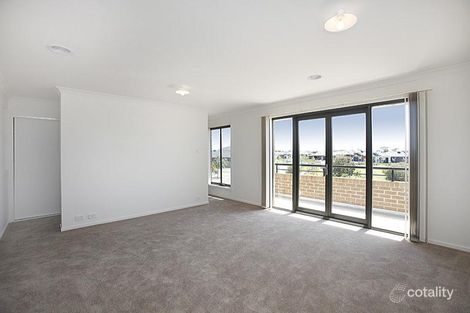 Property photo of 43 Cloudy Crescent Point Cook VIC 3030