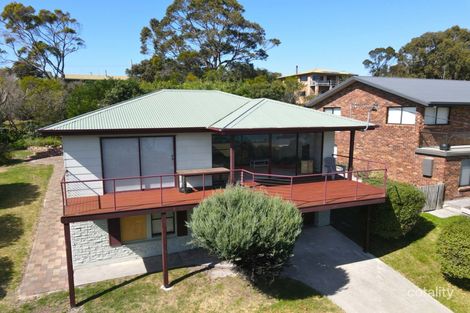 Property photo of 16 Highcrest Avenue Binalong Bay TAS 7216