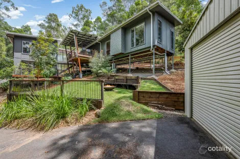 Property photo of 11 Bartle Frere Court Doonan QLD 4562