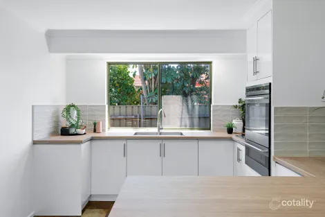 Property photo of 19 Wayside Drive Hallett Cove SA 5158