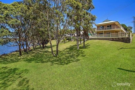 Property photo of 119 Griffith Street Mannering Park NSW 2259