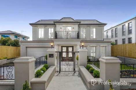 Property photo of 1 Bronte Avenue Burwood VIC 3125