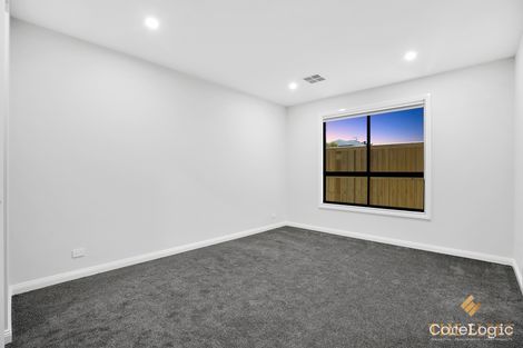 Property photo of 25 Sheepyard Way Diggers Rest VIC 3427