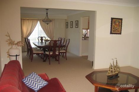 Property photo of 2 Aberdeen Place Upper Kedron QLD 4055