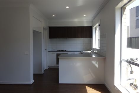 Property photo of 7 Regatta Drive Craigieburn VIC 3064