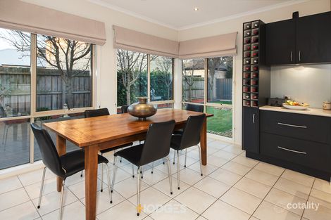 Property photo of 5 Reys Close Mordialloc VIC 3195