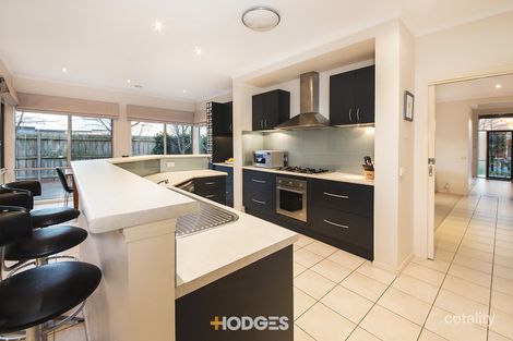 Property photo of 5 Reys Close Mordialloc VIC 3195