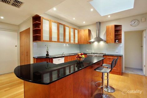 Property photo of 76 Erskine Road Macleod VIC 3085