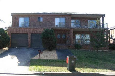 15 Lambeth Pl, Illawong, NSW 2234