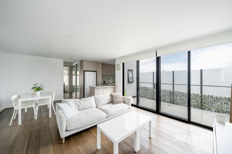 Property photo of 104/2 Ulupna Road Ormond VIC 3204