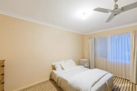 Property photo of 43 Hollybush Way Kelmscott WA 6111