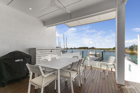 2/8 Terrace Pl, Nelly Bay, QLD 4819