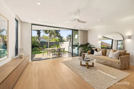 16 Dampier St, Chifley, NSW 2036