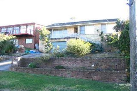 Property photo of 36 Arnott Crescent Warriewood NSW 2102