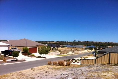 Property photo of 15 Pintail Pass Tapping WA 6065