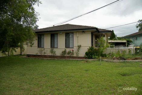 Property photo of 25 Gasmata Crescent Whalan NSW 2770