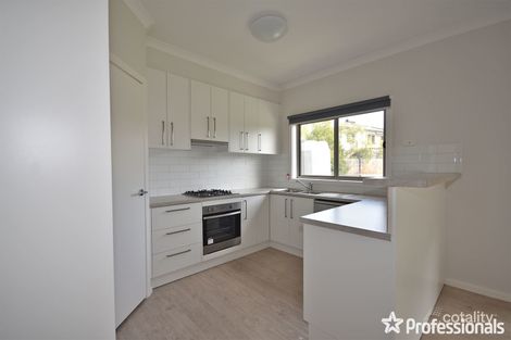 Property photo of 4 Reska Place Mooroolbark VIC 3138