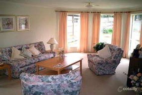 Property photo of 18 Canterbury Close Narre Warren VIC 3805