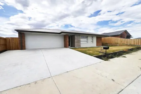 23 Jack Brawn Ave, Churchill, VIC 3842