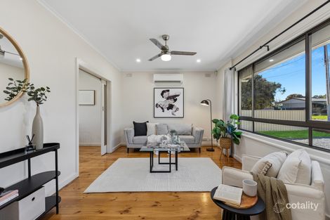 Property photo of 19 Greenbank Grove Hackham West SA 5163
