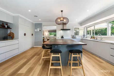 Property photo of 30 Carisbrooke Row Bowral NSW 2576