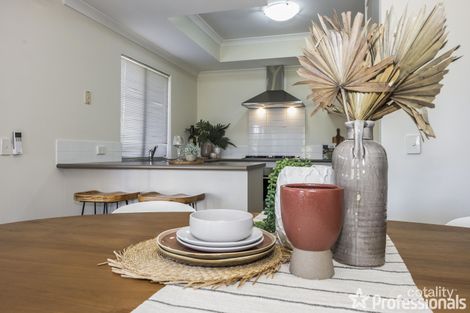 Property photo of 11 Koroit Way Aveley WA 6069
