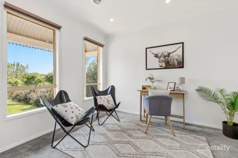Property photo of 49 Rossack Drive Grovedale VIC 3216