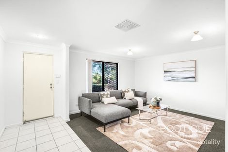 Property photo of 27 Alderley Close Ellenbrook WA 6069