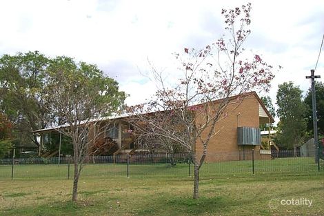 295 Saunders St, Koongal, QLD 4701