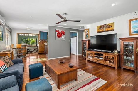 65 Valentia St, Mansfield, QLD 4122