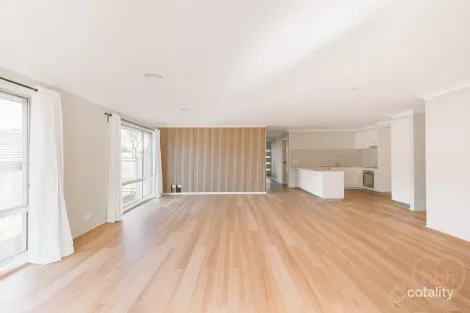 Property photo of 6 Breen Street Casey ACT 2913