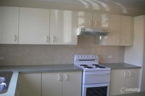 Property photo of 3/4 Carisbrooke Close Bomaderry NSW 2541