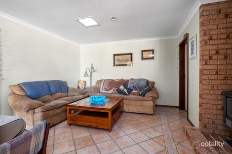 Property photo of 1 Jones Place Boulder WA 6432