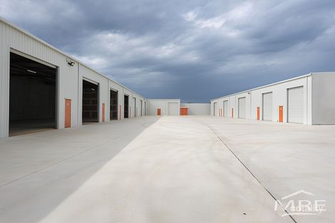 370a Albany Hwy, Orana, WA 6330