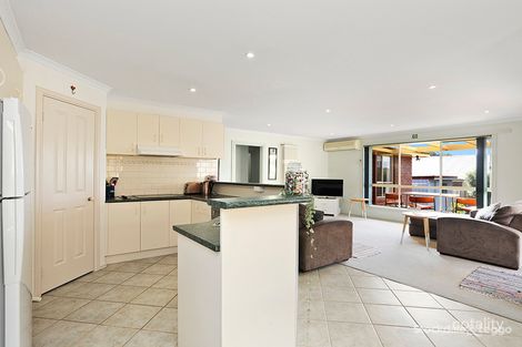 Property photo of 10 Shiraz Drive Waurn Ponds VIC 3216