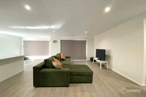 Property photo of 4 Namadgi Street Wollert VIC 3750