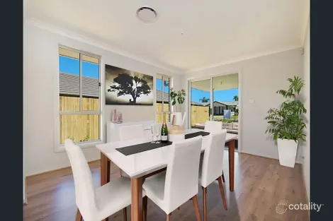 Property photo of 6A Jeffrey Avenue St Clair NSW 2759