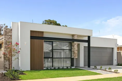 Property photo of 14 Dawes Way Mandogalup WA 6167
