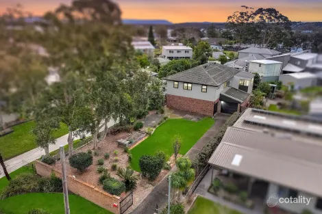Property photo of 27 Birrabang Avenue Summerland Point NSW 2259