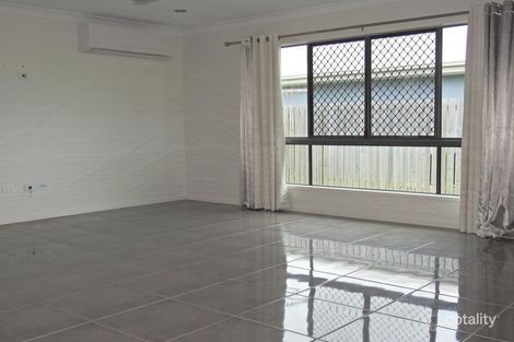 Property photo of 3 O'Neill Place Marian QLD 4753