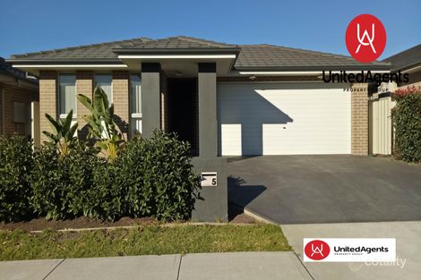 5 Follet Ave, Middleton Grange, NSW 2171