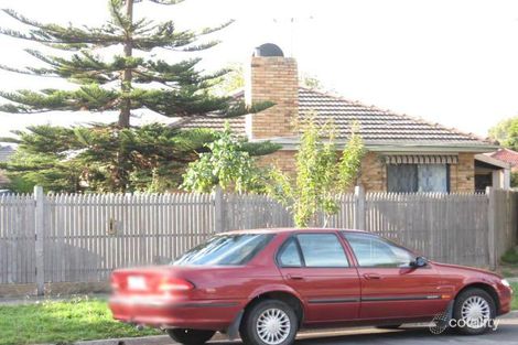 Property photo of 13 Neville Court Springvale VIC 3171