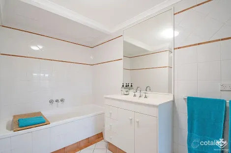 Property photo of 4/11-17 Hughes Avenue Main Beach QLD 4217
