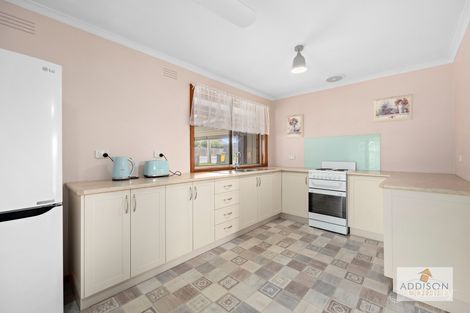 Property photo of 1 Burnet Place Traralgon VIC 3844